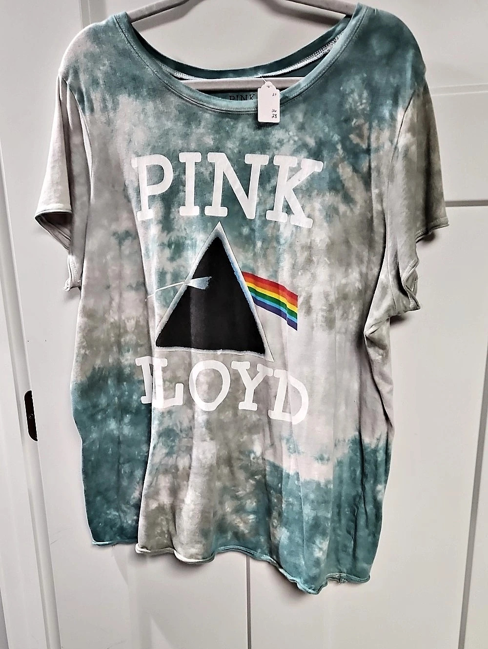Pink Floyd graphic tee in Blue & White Size 2x